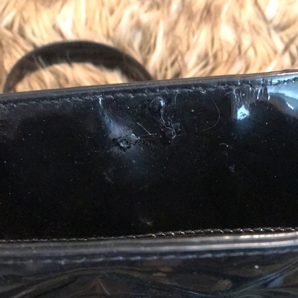 Lovely Coach Patent Leather Bag - Picture 7 of 8